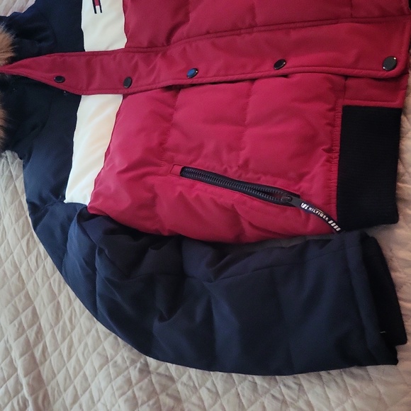 TOMMY HILFIGER PUFFER FUR HOODIE JACKET (color is way vivid n person) - Picture 3 of 11